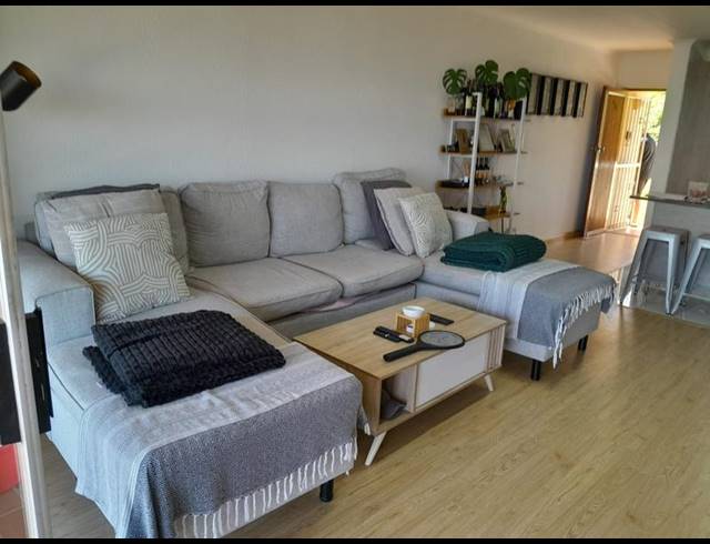 2 BEDROOM TOWNHOUSE FOR SALE IN PRIMROSE HILL